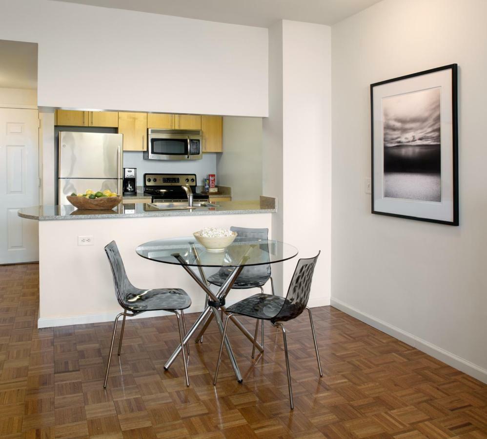泽西Furnished Quarters At Grove Pointe公寓 外观 照片