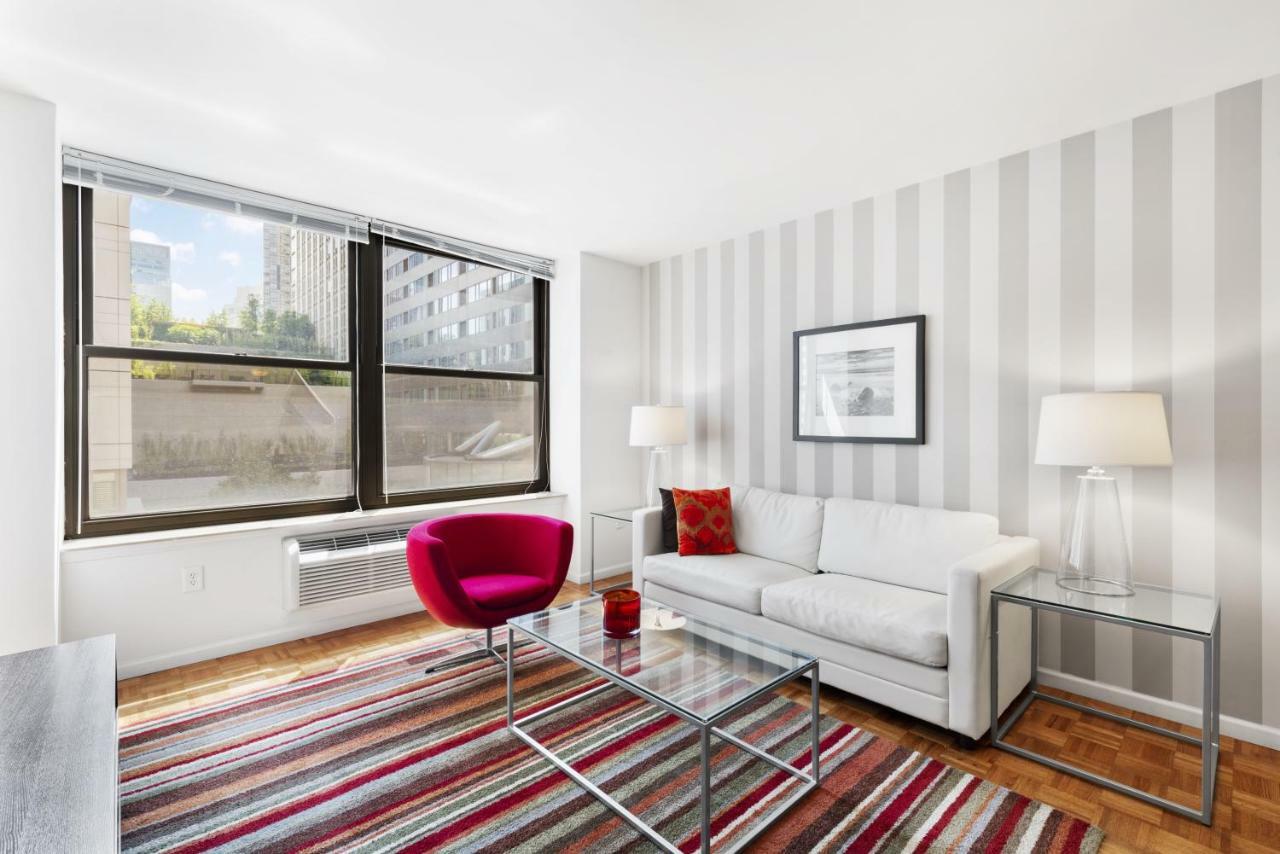 泽西Furnished Quarters At Grove Pointe公寓 外观 照片