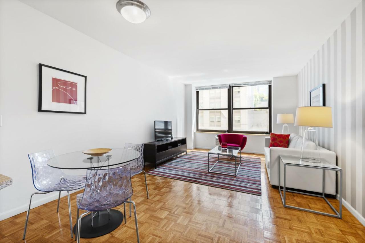 泽西Furnished Quarters At Grove Pointe公寓 外观 照片